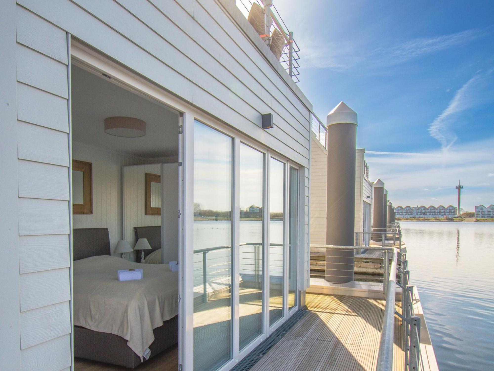Schwimmendes Haus - An Bord Zwei Hotel Olpenitz Buitenkant foto